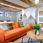 Tatrystay Cactus Luxury High Tatras Private Wellness Villa *